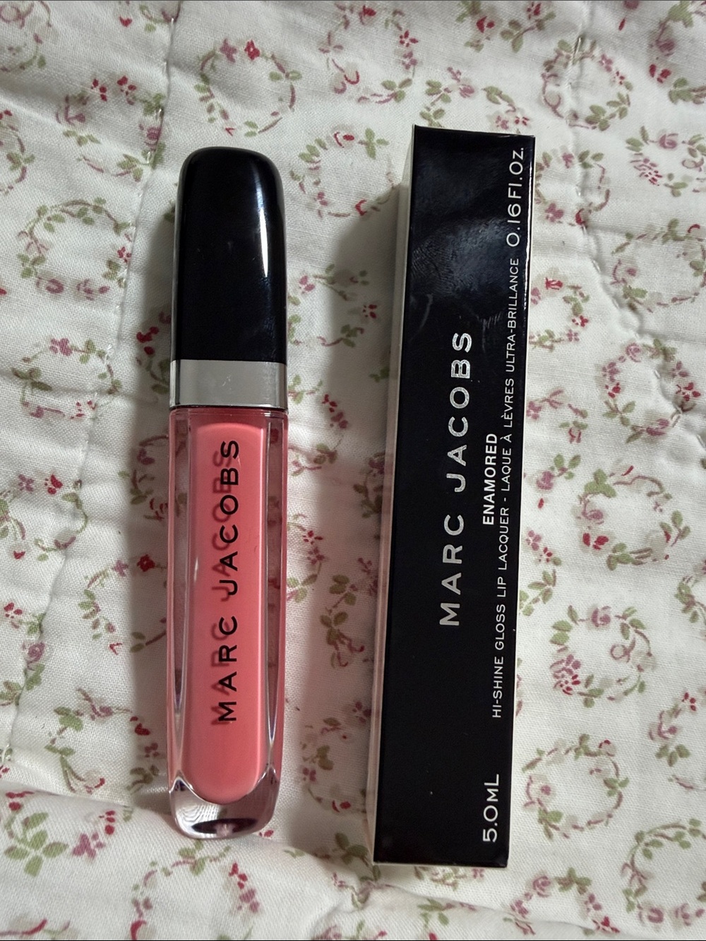 Marc Jacobs Hi-Shine Lip Gloss in Peachy Pink